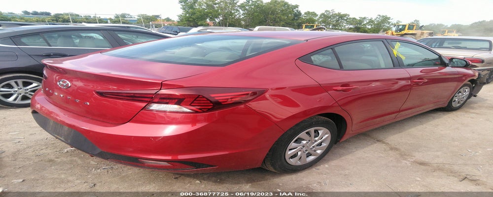 KMHD74LF0KU758576 2019 HYUNDAI ELANTRA photo no. 4