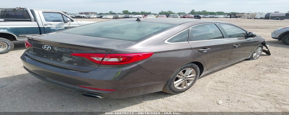 5NPE24AF1GH358814 2016 HYUNDAI SONATA photo no. 4