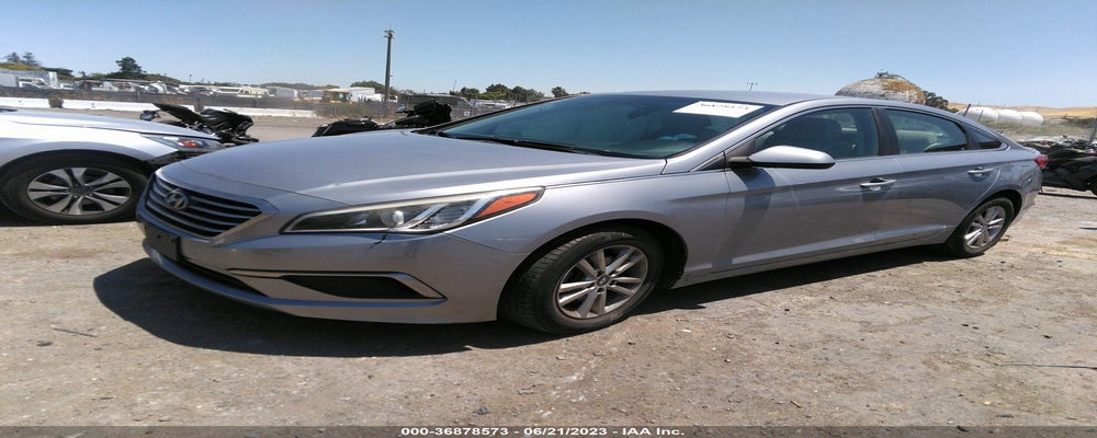 5NPE24AF4HH484117 2017 HYUNDAI SONATA photo no. 2