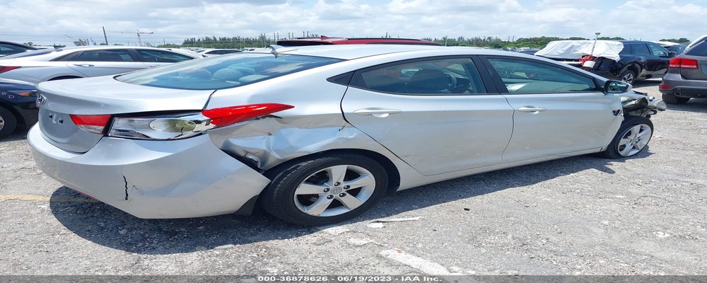 5NPDH4AE9DH160589 2013 HYUNDAI ELANTRA photo no. 4