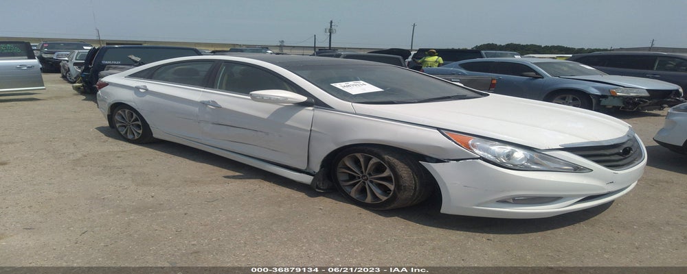 5NPEC4AB2DH643009 2013 HYUNDAI SONATA photo no. 3