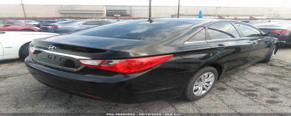 5NPEB4AC3CH328729 2012 HYUNDAI SONATA photo no. 4