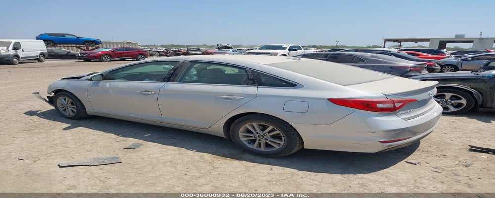 5NPE24AF0HH473339 2017 HYUNDAI SONATA photo no. 3