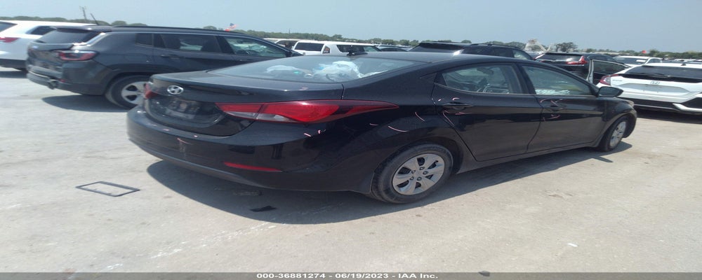 5NPDH4AE8GH794920 2016 HYUNDAI ELANTRA photo no. 4