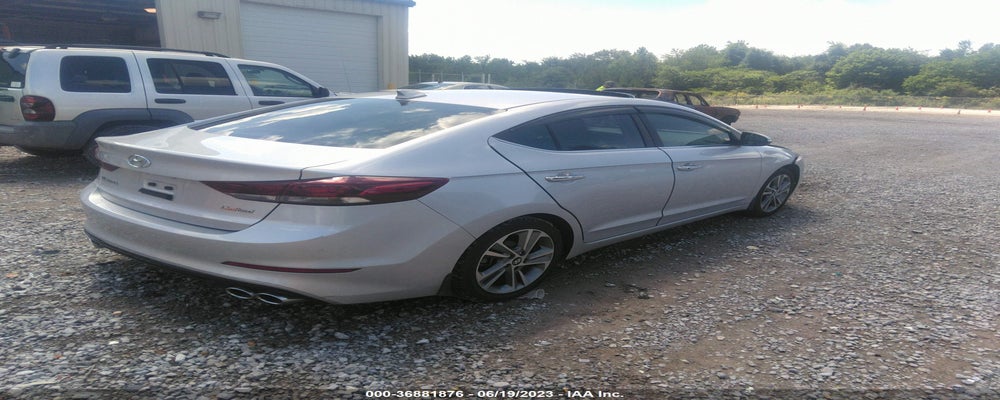 KMHD84LF1HU321031 2017 HYUNDAI ELANTRA photo no. 4
