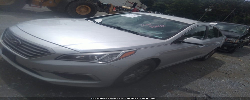 5NPE24AF3HH508486 2017 HYUNDAI SONATA photo no. 2