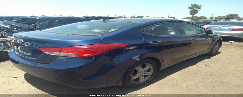 KMHDH4AE7DU730686 2013 HYUNDAI ELANTRA photo no. 4