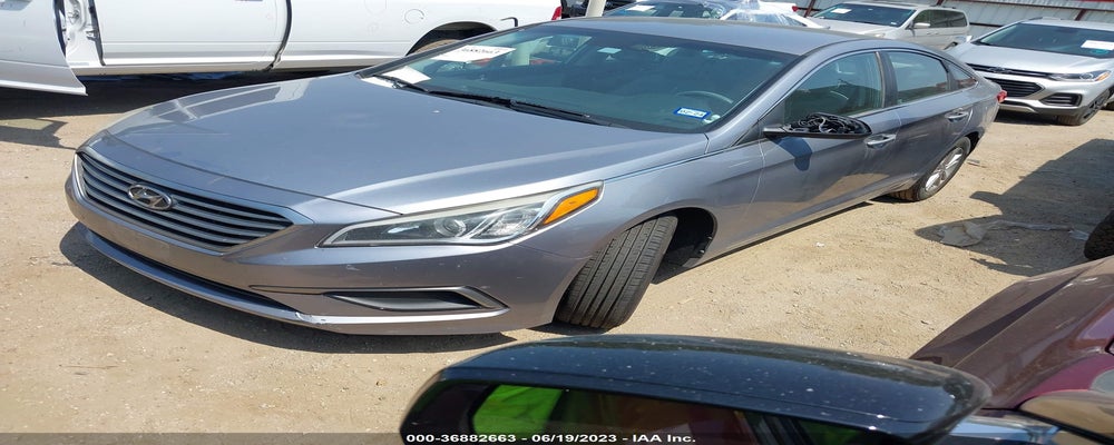 5NPE24AF3GH318119 2016 HYUNDAI SONATA photo no. 2