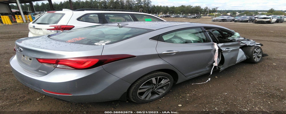 5NPDH4AE9FH628629 2015 HYUNDAI ELANTRA photo no. 4