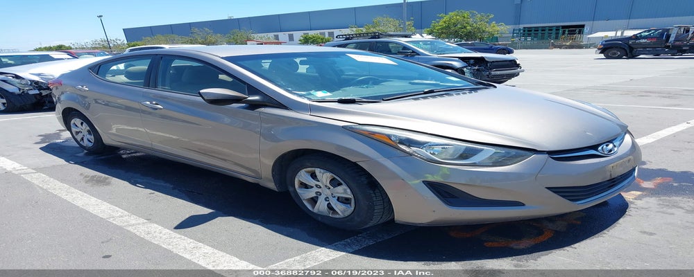 5NPDH4AE9GH717859 2016 HYUNDAI ELANTRA photo no. 6