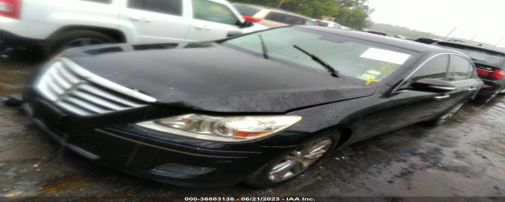 KMHGC4DE3BU121633 2011 HYUNDAI GENESIS photo no. 2