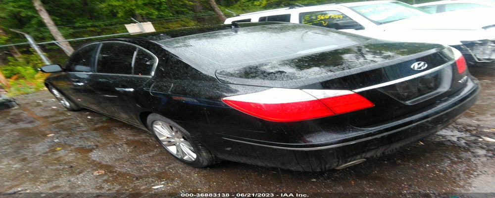KMHGC4DE3BU121633 2011 HYUNDAI GENESIS photo no. 3