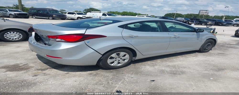 5NPDH4AE8EH459833 2014 HYUNDAI ELANTRA photo no. 4