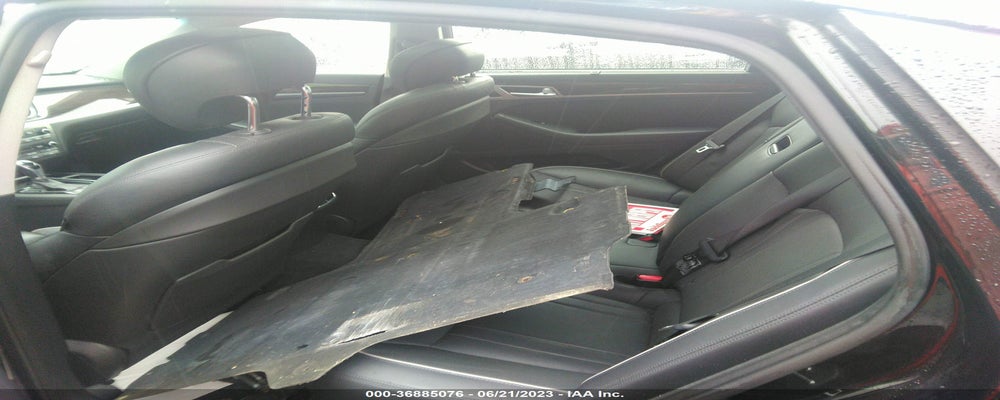 KMHGN4JE4FU024574 2015 HYUNDAI GENESIS photo no. 8