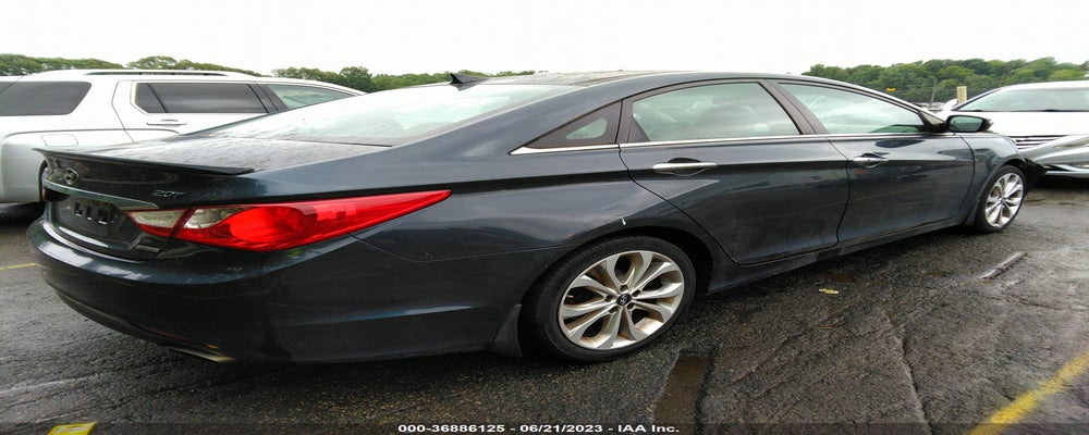 5NPEC4AB8DH792606 2013 HYUNDAI SONATA photo no. 4
