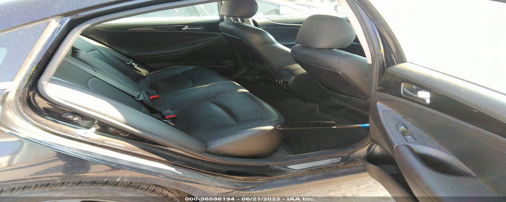 5NPEC4AC1BH200498 2011 HYUNDAI SONATA photo no. 8