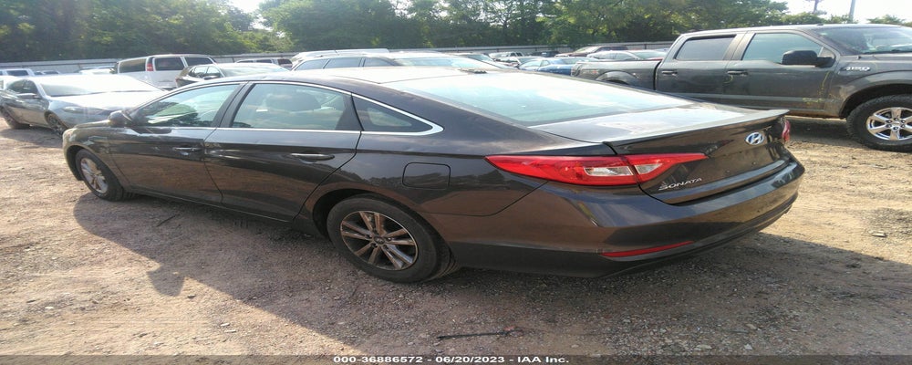 5NPE24AF8FH164800 2015 HYUNDAI SONATA photo no. 3