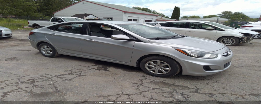 KMHCT4AE3DU562653 2013 HYUNDAI ACCENT photo no. 4