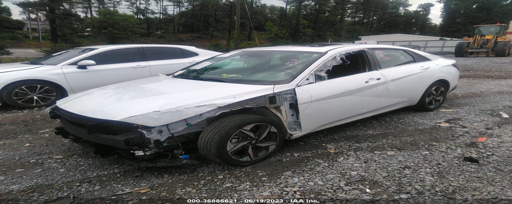 5NPLN4AG7MH014813 2021 HYUNDAI ELANTRA photo no. 2