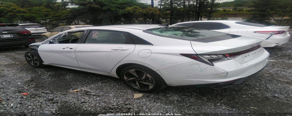 5NPLN4AG7MH014813 2021 HYUNDAI ELANTRA photo no. 3