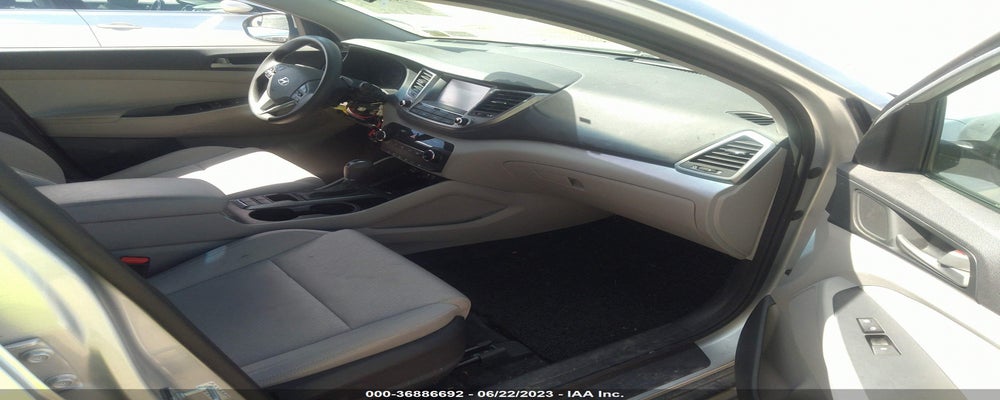 KM8J3CA41JU767747 2018 HYUNDAI TUCSON photo no. 5