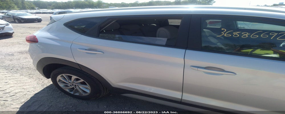 KM8J3CA41JU767747 2018 HYUNDAI TUCSON photo no. 6