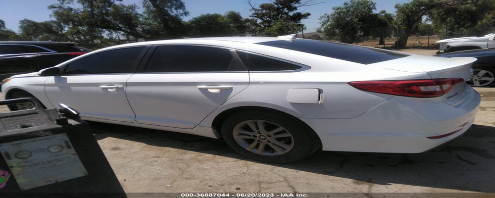5NPE24AF2FH154344 2015 HYUNDAI SONATA photo no. 3
