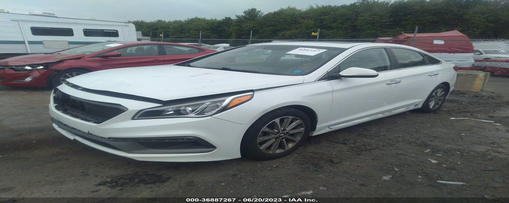 5NPE34AF8GH426118 2016 HYUNDAI SONATA photo no. 2