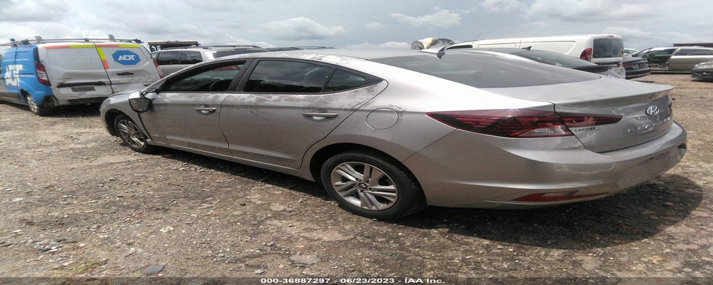 5NPD84LF2LH562295 2020 HYUNDAI ELANTRA photo no. 3