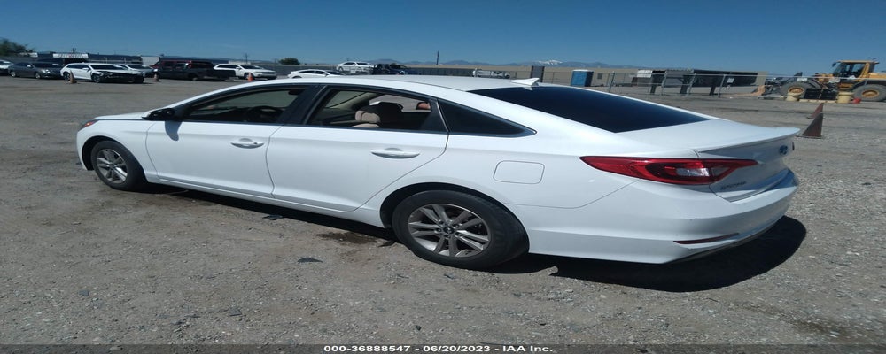 5NPE24AF6GH402256 2016 HYUNDAI SONATA photo no. 3