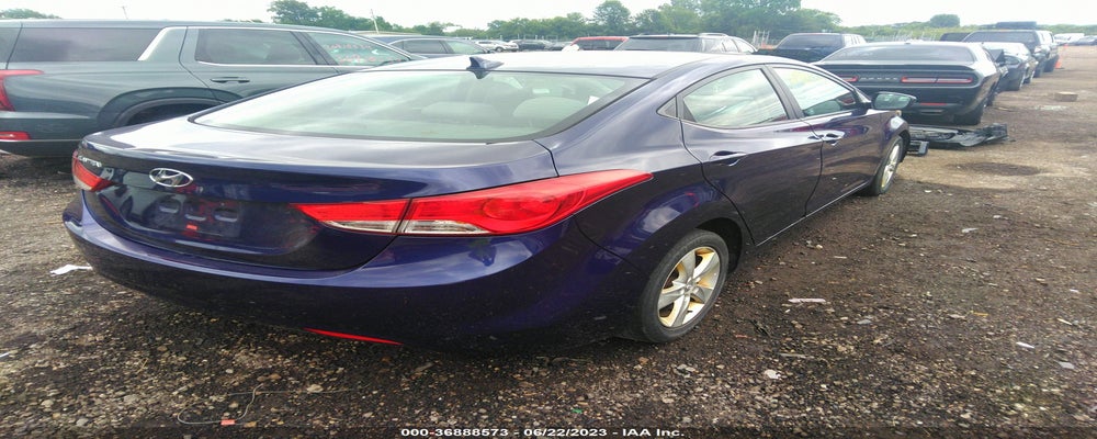 5NPDH4AE6CH082724 2012 HYUNDAI ELANTRA photo no. 4