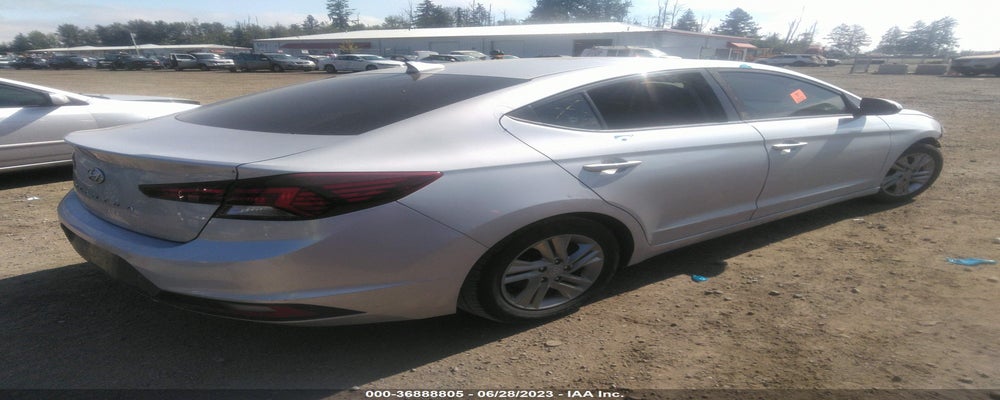 KMHD84LF0KU737661 2019 HYUNDAI ELANTRA photo no. 4