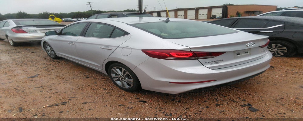 KMHD84LF8JU505209 2018 HYUNDAI ELANTRA photo no. 3