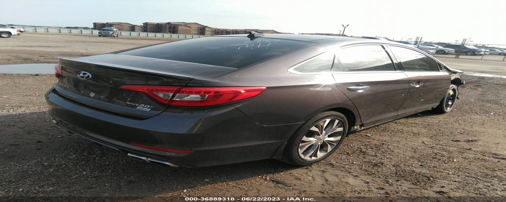 5NPE34AB6FH236815 2015 HYUNDAI SONATA photo no. 4