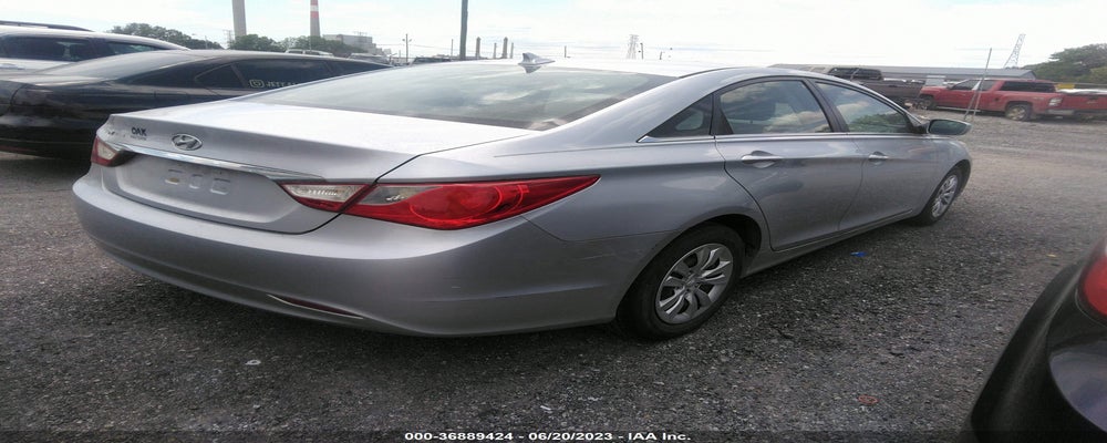 5NPEB4AC6BH274339 2011 HYUNDAI SONATA photo no. 4
