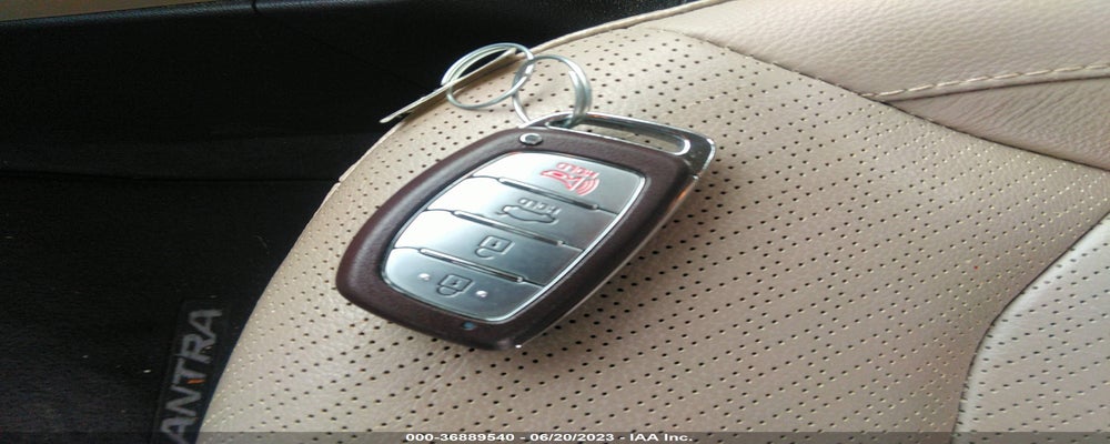 KMHD84LF1JU499768 2018 HYUNDAI ELANTRA photo no. 11