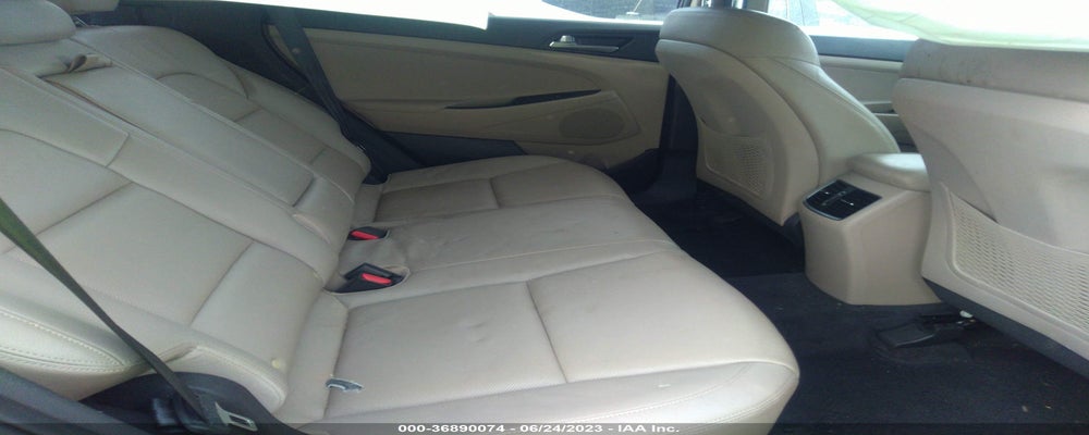 KM8J33A29GU249800 2016 HYUNDAI TUCSON photo no. 8