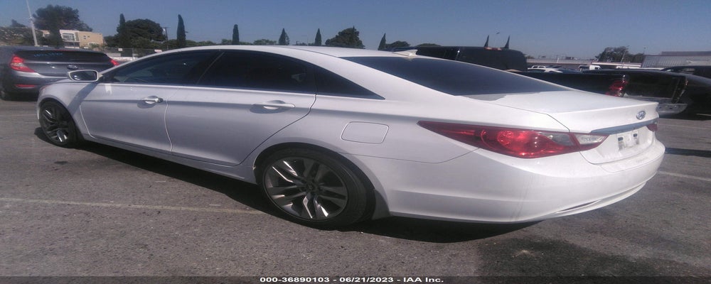 5NPEB4AC7DH630705 2013 HYUNDAI SONATA photo no. 3
