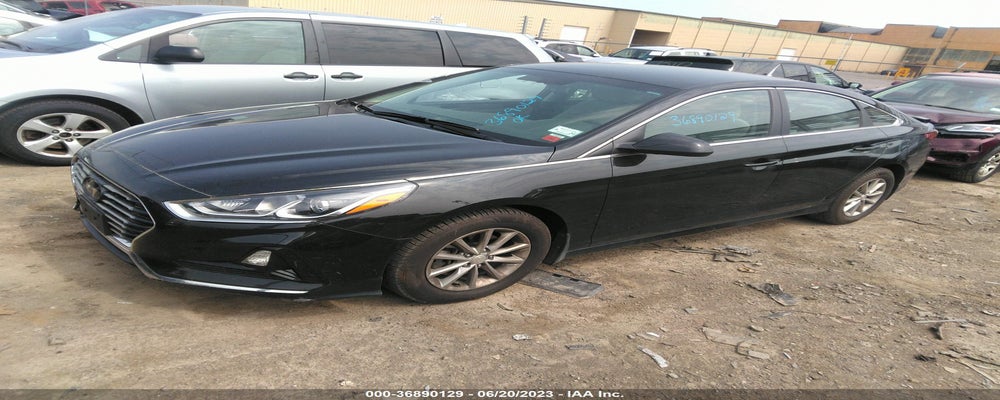 5NPE24AFXKH801194 2019 HYUNDAI SONATA photo no. 2