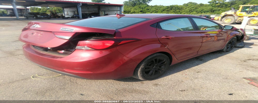 5NPDH4AE1GH761838 2016 HYUNDAI ELANTRA photo no. 4