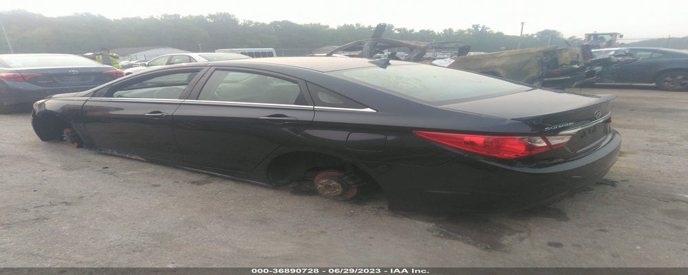 5NPEB4AC4DH713850 2013 HYUNDAI SONATA photo no. 3