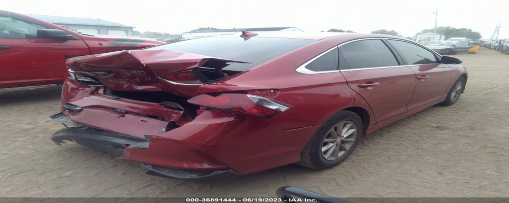 5NPE24AF1JH607121 2018 HYUNDAI SONATA photo no. 4