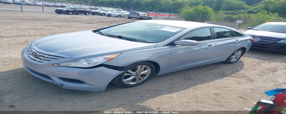 5NPEB4AC1BH071746 2011 HYUNDAI SONATA photo no. 2