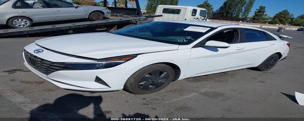 KMHLM4AJ0PU039900 2023 HYUNDAI ELANTRA HYBRID photo no. 2
