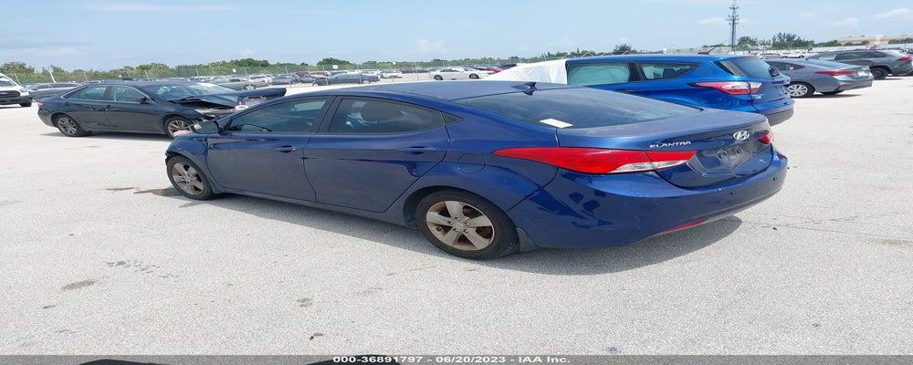 KMHDH4AE6DU867439 2013 HYUNDAI ELANTRA photo no. 3