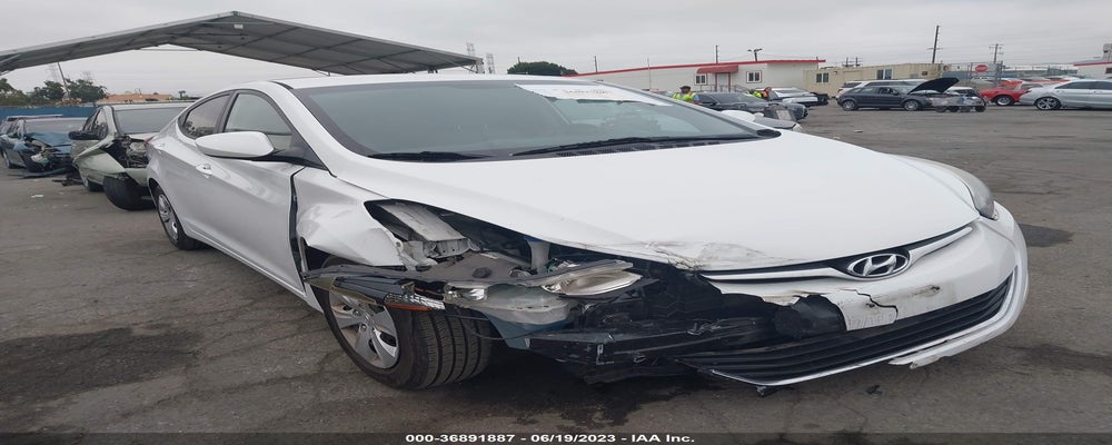 5NPDH4AE6GH772642 2016 HYUNDAI ELANTRA photo no. 15