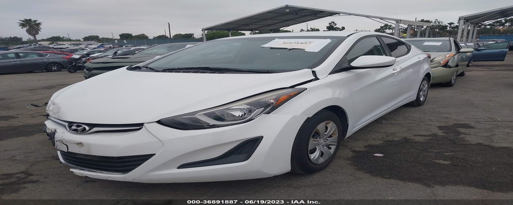 5NPDH4AE6GH772642 2016 HYUNDAI ELANTRA photo no. 2