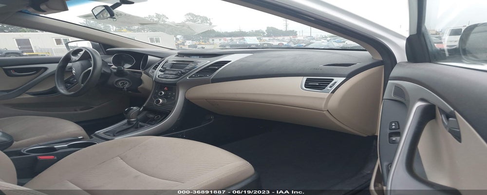 5NPDH4AE6GH772642 2016 HYUNDAI ELANTRA photo no. 5