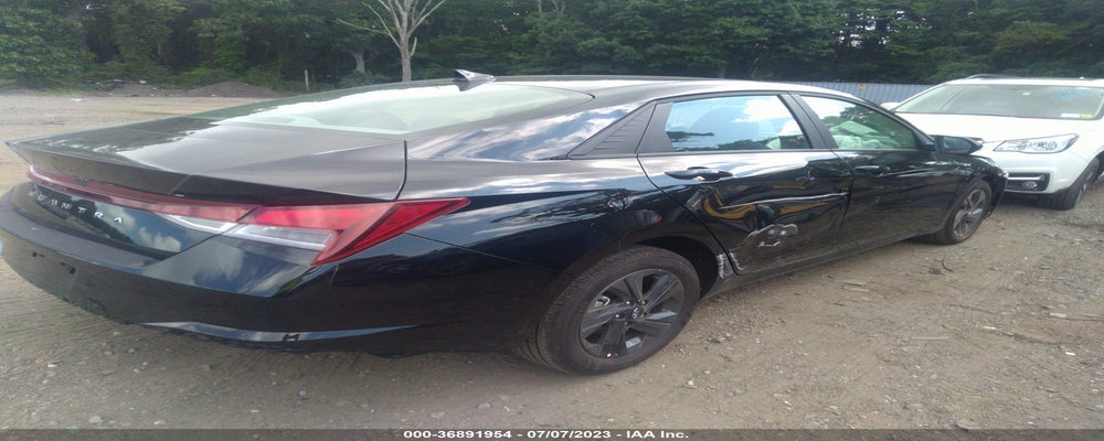 KMHLM4AGXPU435238 2023 HYUNDAI ELANTRA photo no. 4