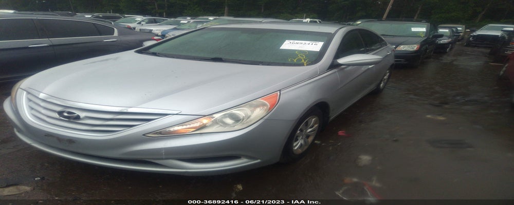 5NPEB4AC0BH149191 2011 HYUNDAI SONATA photo no. 2